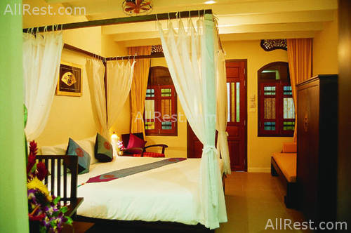 The Old Phuket Hotel 17